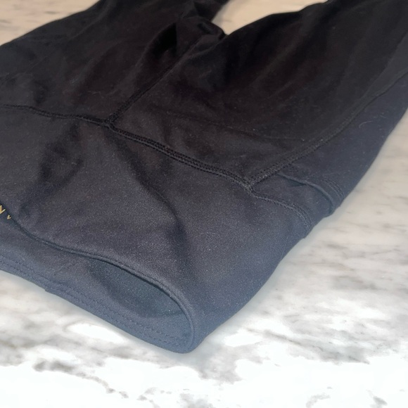 Danskin High Rise 7/8 leggings w/ bonded deep side pockets - Picture 15 of 15